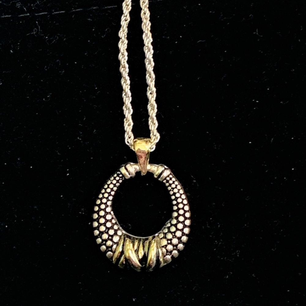 💫 Two Toned Pendant Necklace 💫